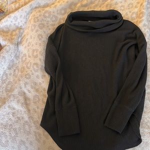 Like new turtle neck. waffle long sleeve